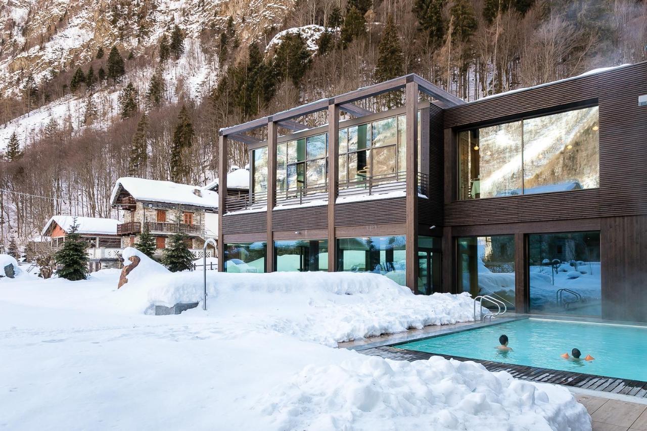 Nh Collection Alagna Mirtillo Rosso Extérieur photo