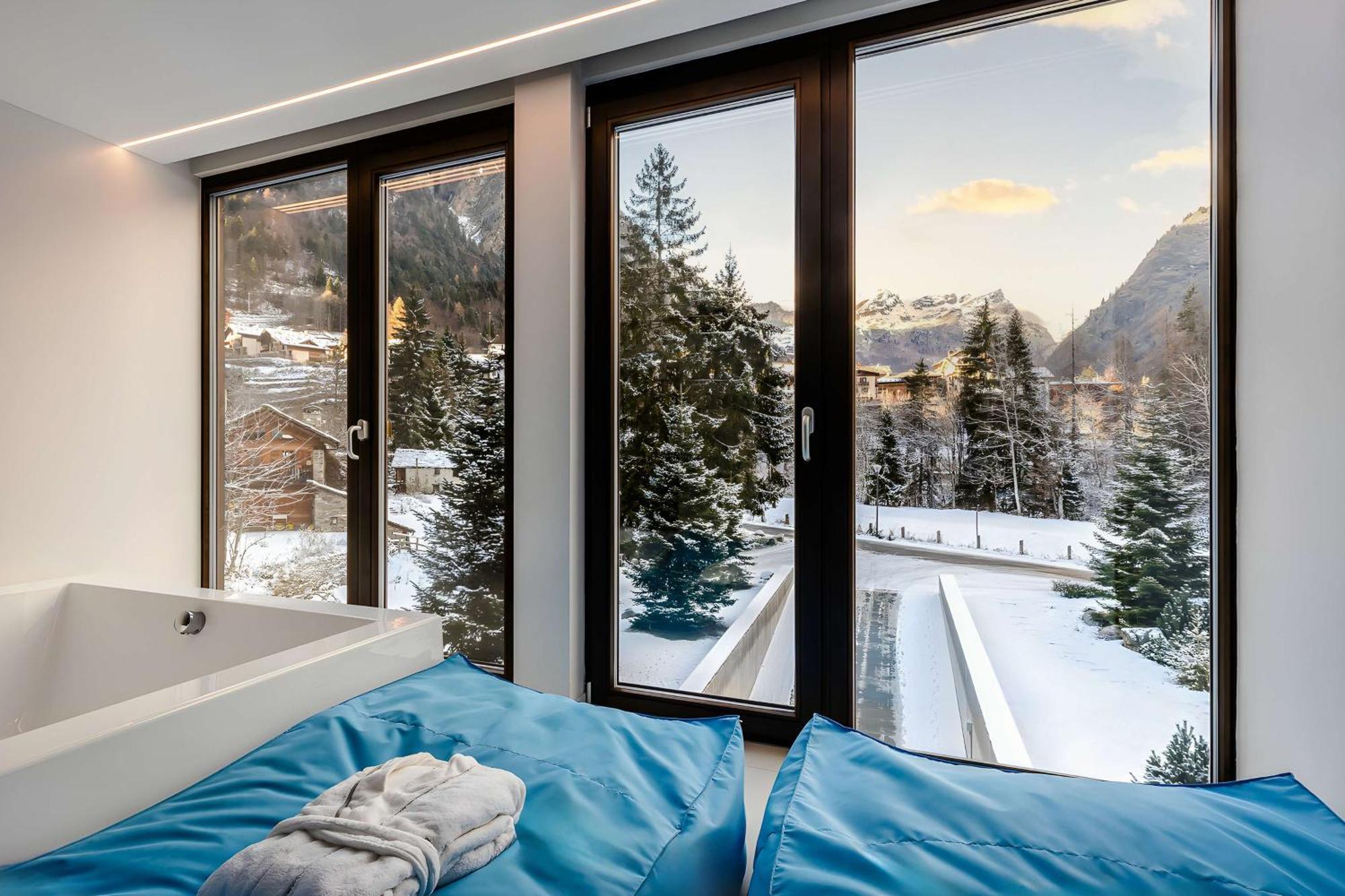 Nh Collection Alagna Mirtillo Rosso Extérieur photo