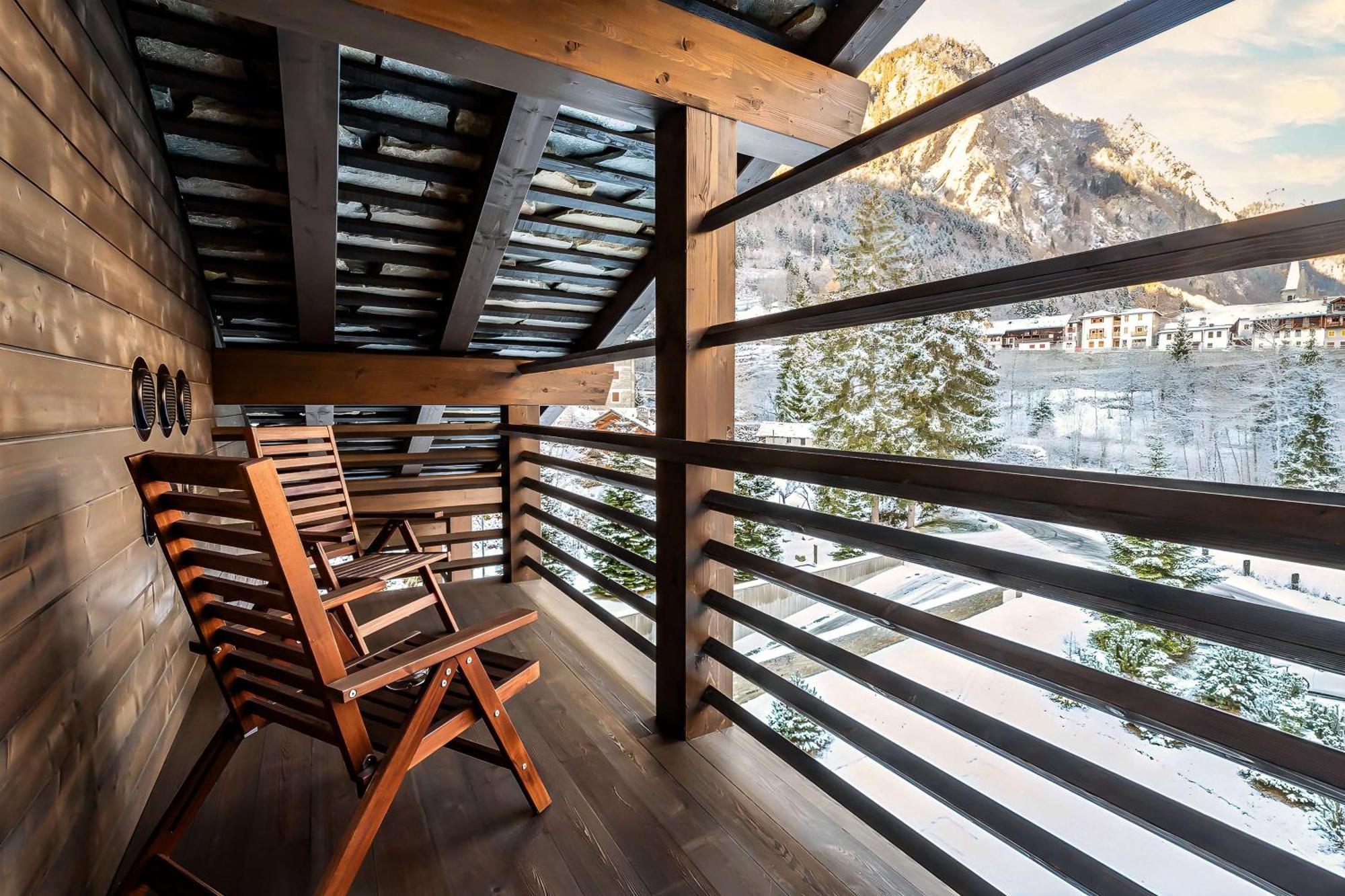 Nh Collection Alagna Mirtillo Rosso Extérieur photo