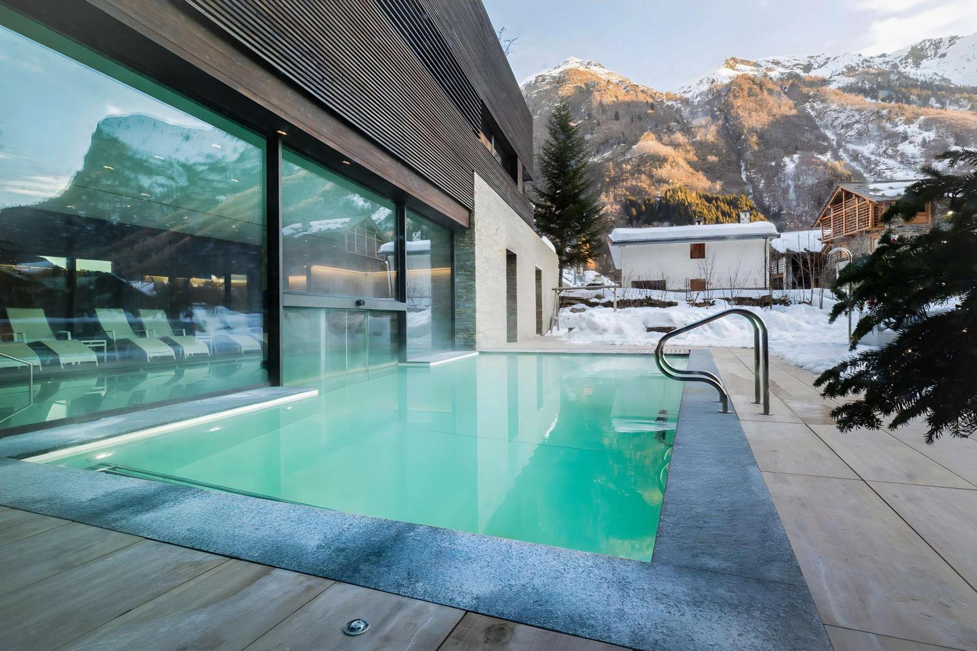 Nh Collection Alagna Mirtillo Rosso Extérieur photo