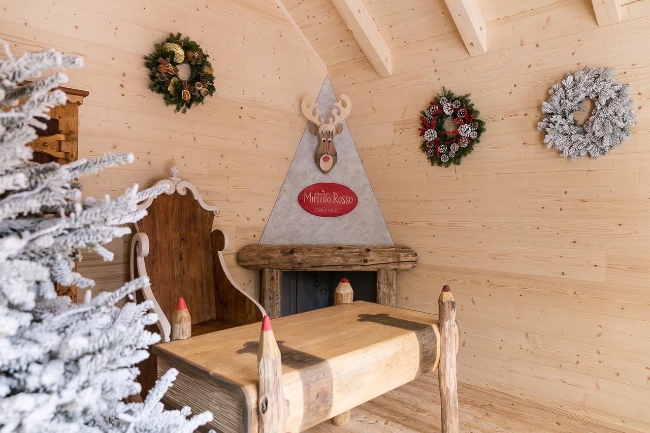 Nh Collection Alagna Mirtillo Rosso Extérieur photo